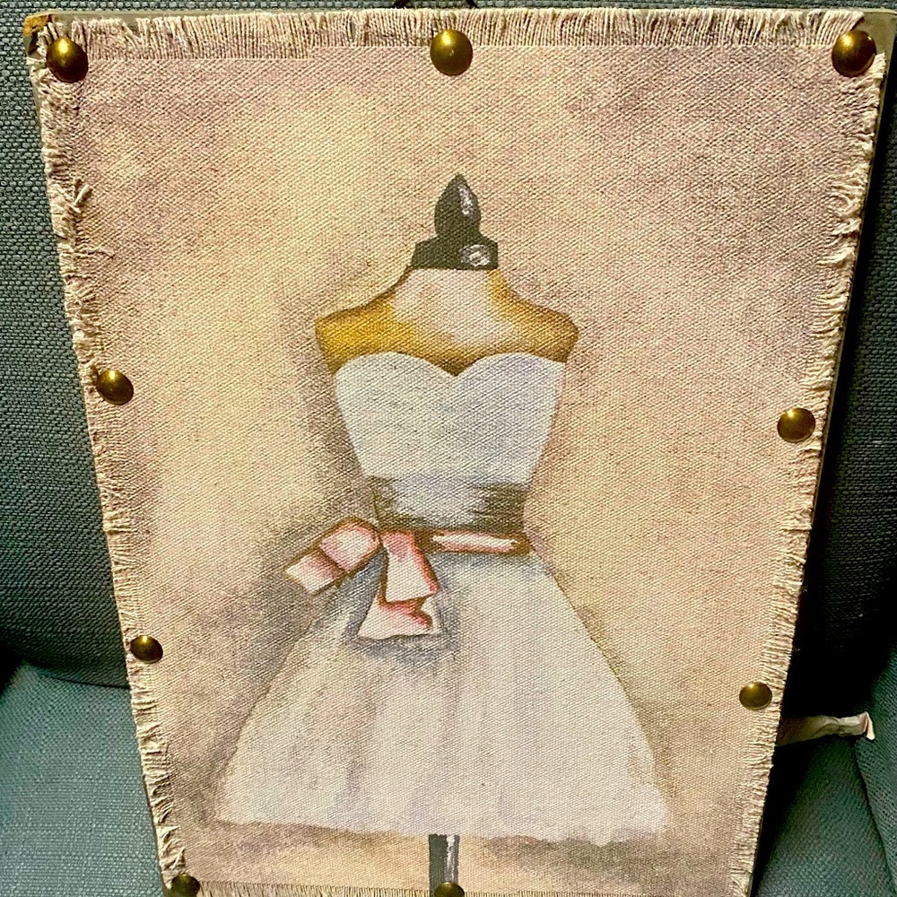 NWT……beautiful artwork of a bodice with a beautiful dress!!!! Very breathtaking!